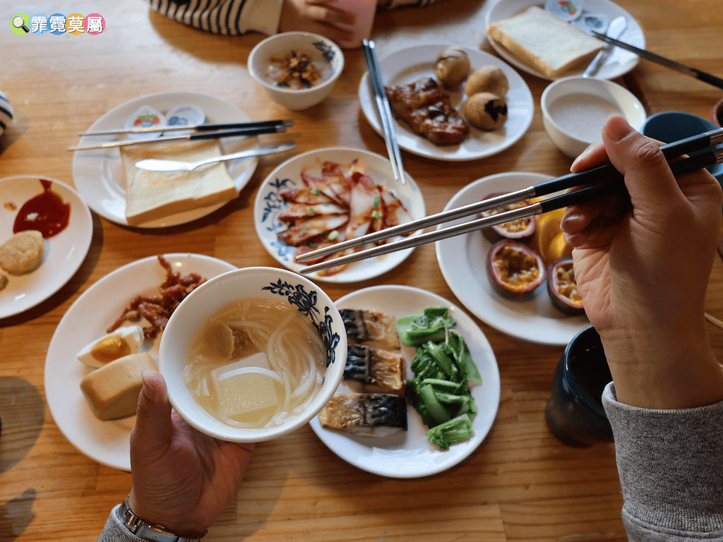 一泊二食早餐