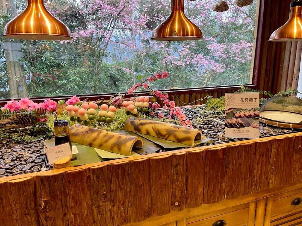 泰雅族櫻花下午茶花見糰子