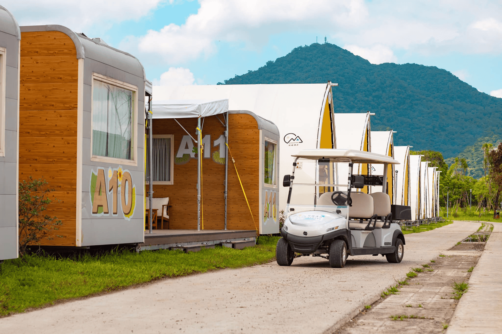 桃禧漫遊渡假露營園區－帆船帳、小木屋與高爾夫球車